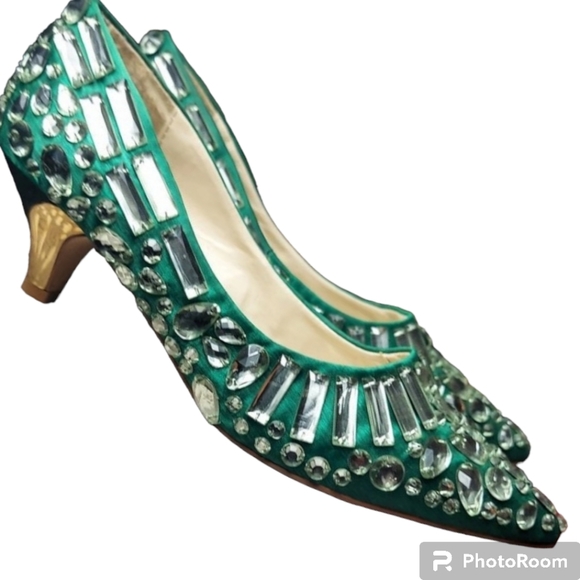 ASHRO Green Crystal Jewel Embellished kitten heel pumps sz 7.5 - Picture 9 of 13